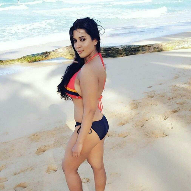 Book Gorgeous Call Girl In Roorkee